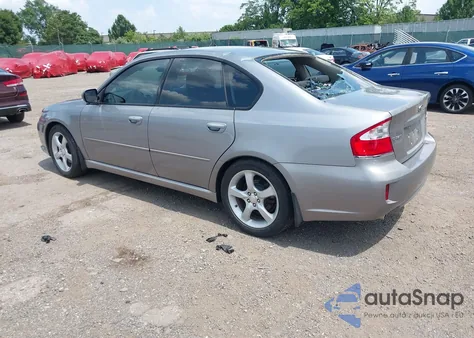 2008 Subaru Legacy 2.5I z USA, uszkodzony, nr VIN 4S3BL616687221157